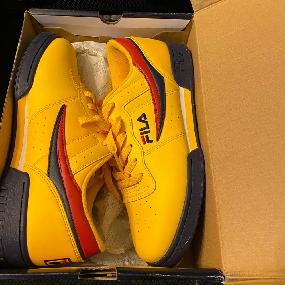 Fila size 9 original fitness trainer.
